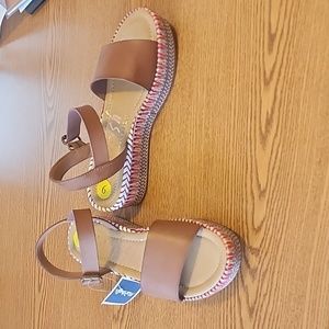 Women Blowfish Sandals